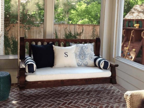 Nostalgic Classic Porch Swing